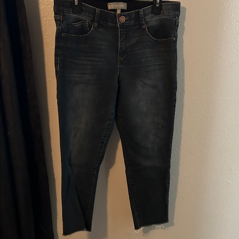 Wit & Wisdom Cropped Jeans in Dark Blue